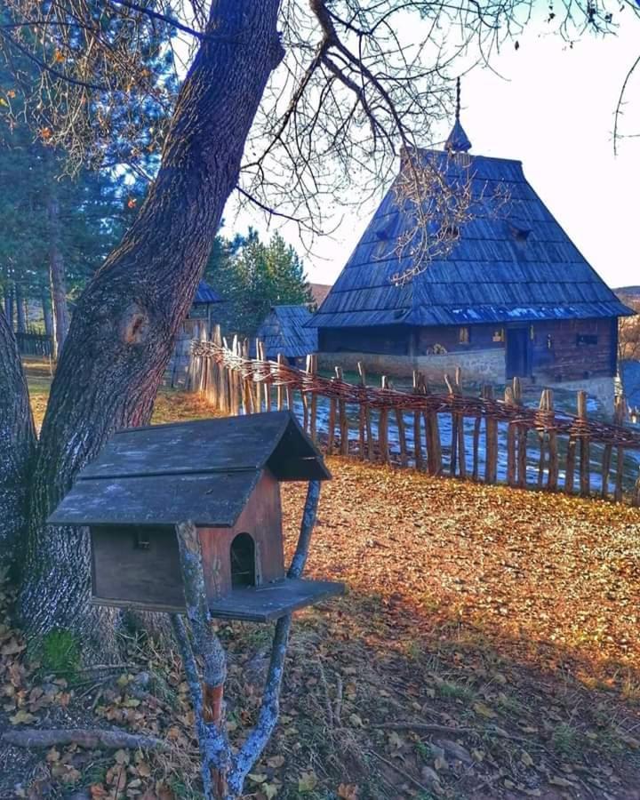 Seoski Turizam Melovic Rozanstvo Zewnętrze zdjęcie