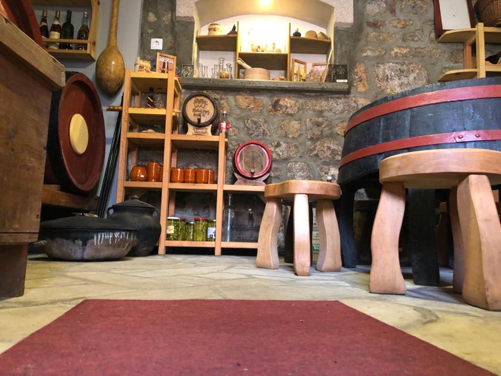 Seoski Turizam Melovic Rozanstvo Zewnętrze zdjęcie