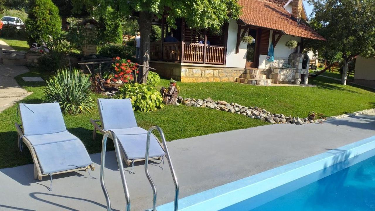 Seoski Turizam Melovic Rozanstvo Zewnętrze zdjęcie