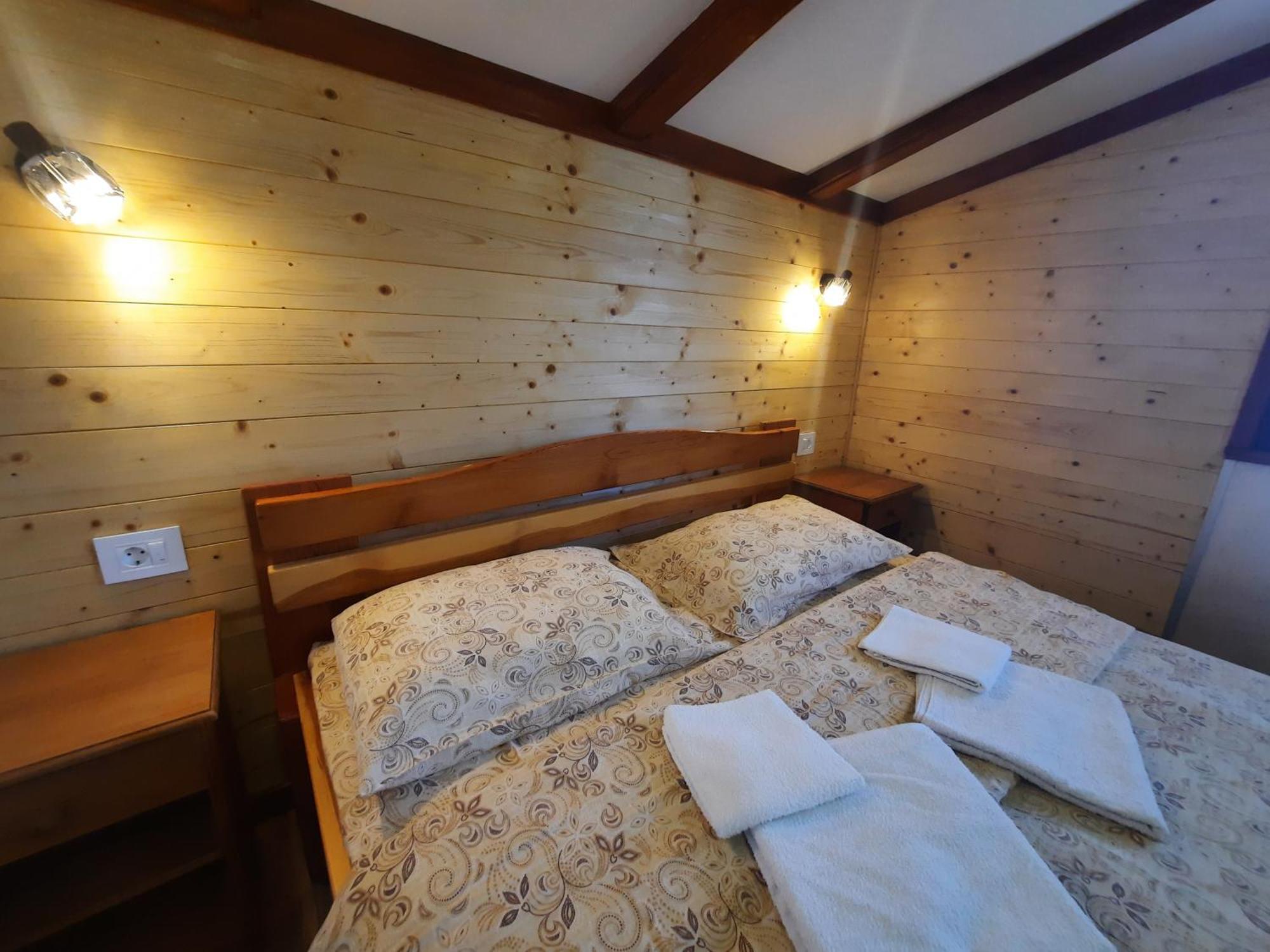Seoski Turizam Melovic Rozanstvo Zewnętrze zdjęcie