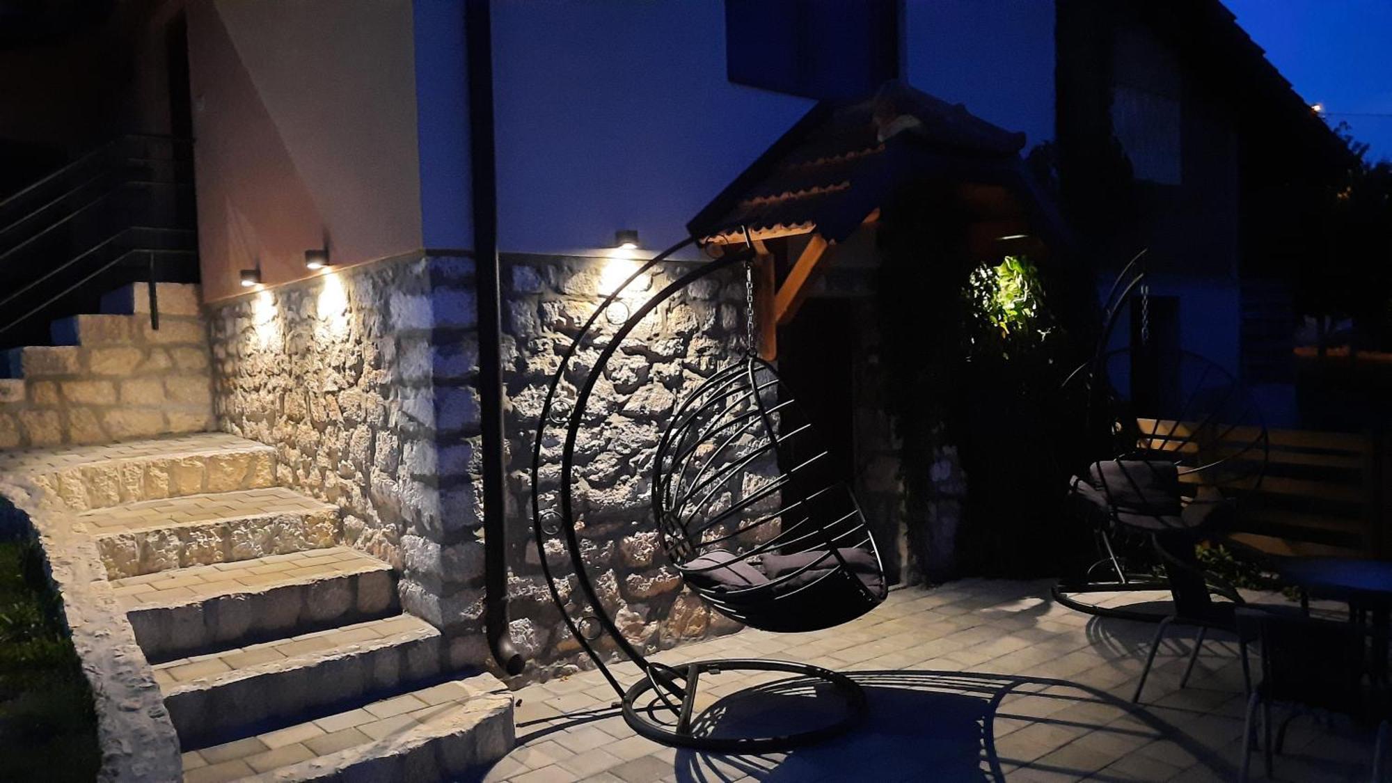 Seoski Turizam Melovic Rozanstvo Zewnętrze zdjęcie