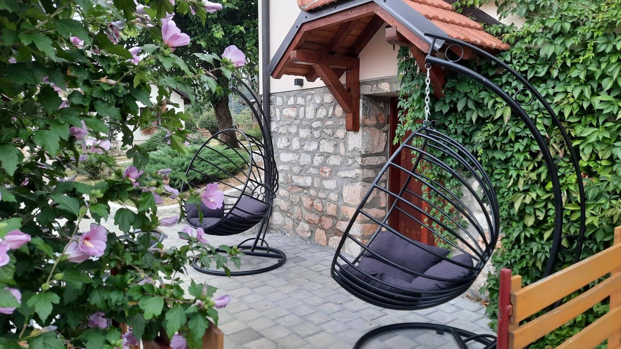 Seoski Turizam Melovic Rozanstvo Zewnętrze zdjęcie